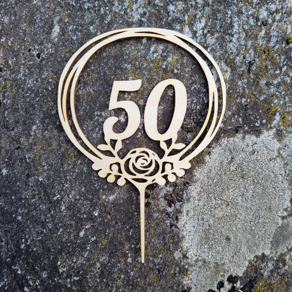 Numero kakkukoriste 50